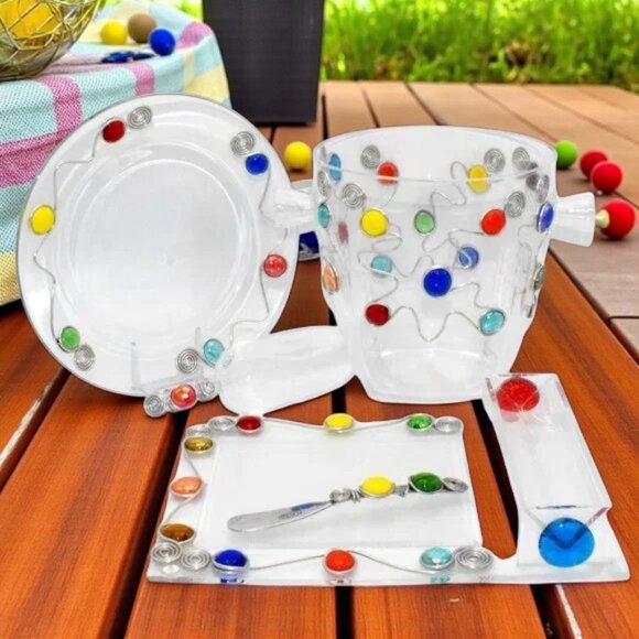 Whimsical Lucite Plastic Entertainment 5 PC Set Colorful Outdoor Dining - Picture 1 of 5